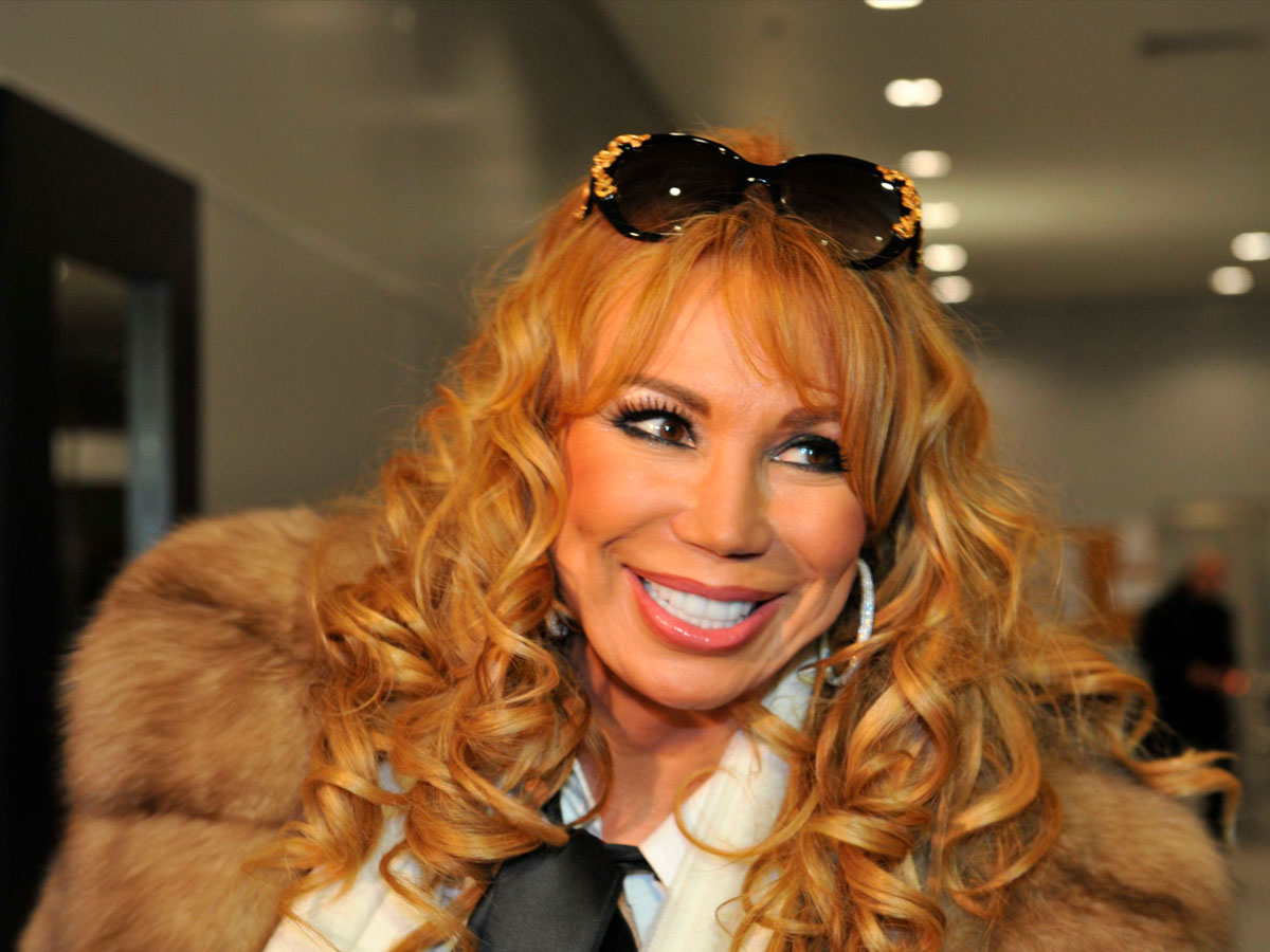 «Эта сумасшедшая предлагала мне участвовать в групповухах»: дочь Маши Распутиной выступила с заявлением после скандала