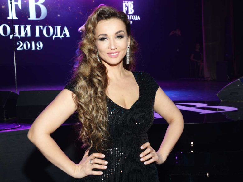 Ребенок до 10 лет ходил голый по квартире, а она его целовала в губы ...