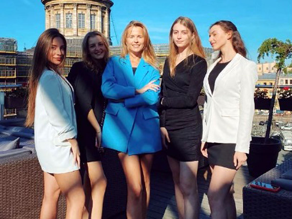 Эскортницы: кадровый резерв бизнеса