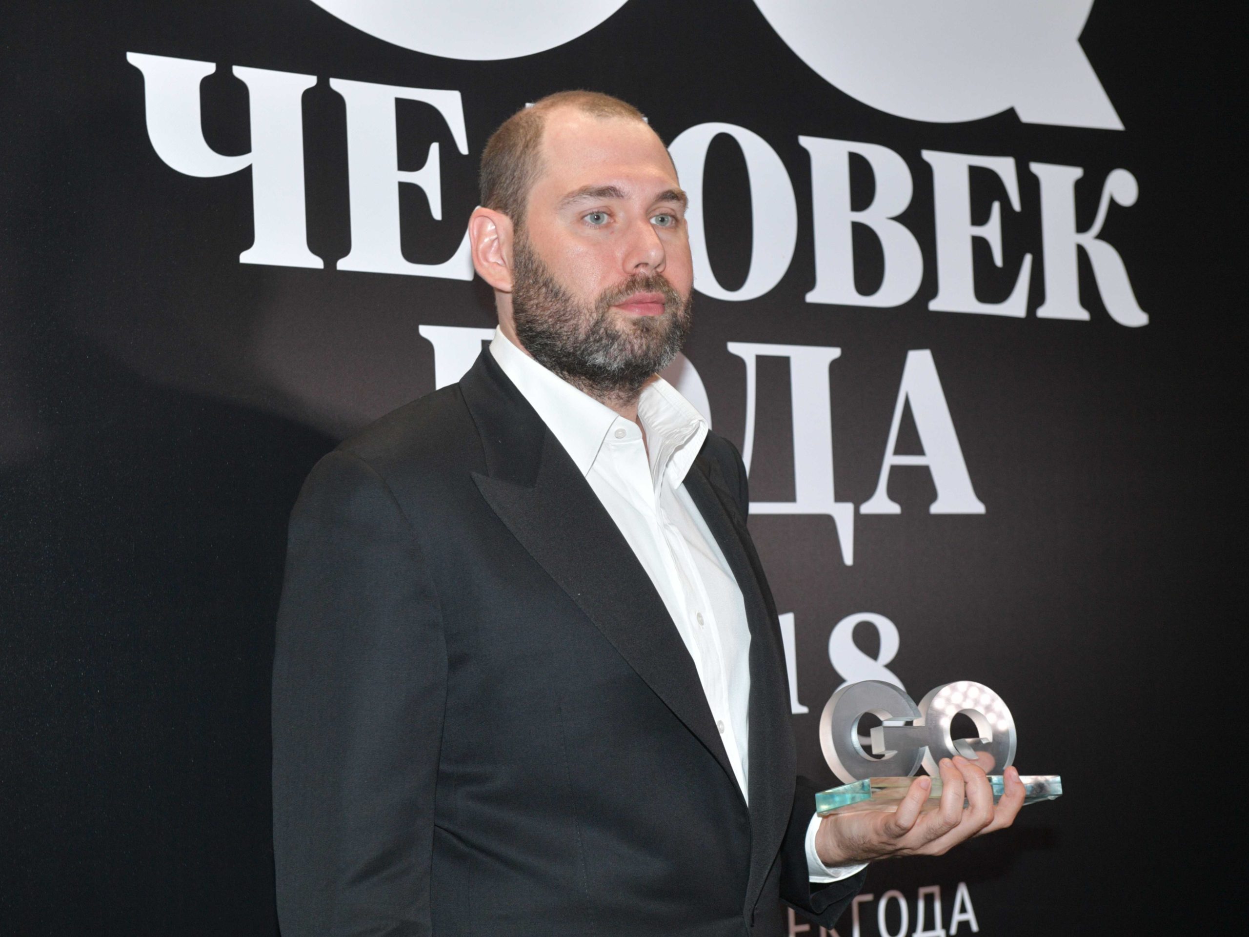 «Песенки про жопу услышать не хотите ли?»: сбежавший за рубеж Слепаков** публично унижается ради заработка