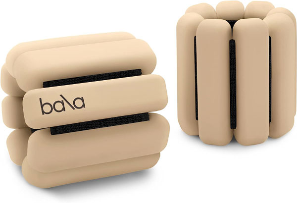 Комплект браслетов-утяжелителей Bala весом 1 фунт (около 0,5 кг) стоит $55, два фунта - $65