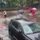 На Москву обрушился тропический ливень: затопило торговые центры, дороги превратились в реки