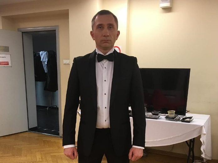 Дмитрий Грачев «Вы могли бы меня сейчас за грудь взять?»: двойник Путина заставил Меньшову краснеть