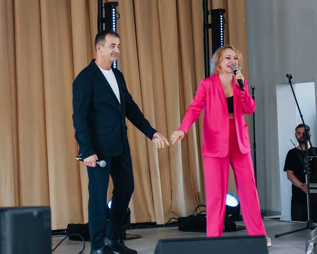 Дмитрий-Певцов-и-Алла-Довлатова