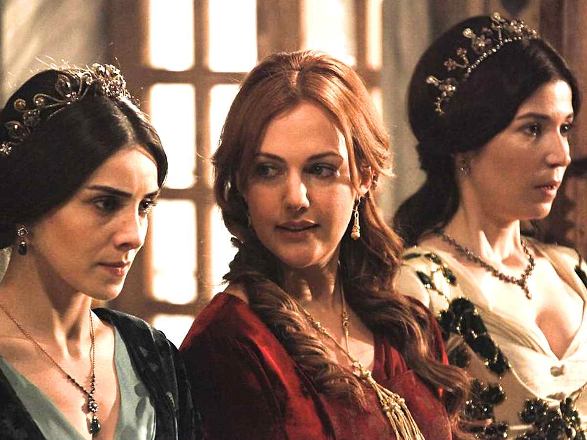 Махидевран и Хатидже блондинки, а Валиде совсем не изменилась: что стало с красавицами «Великолепного века»