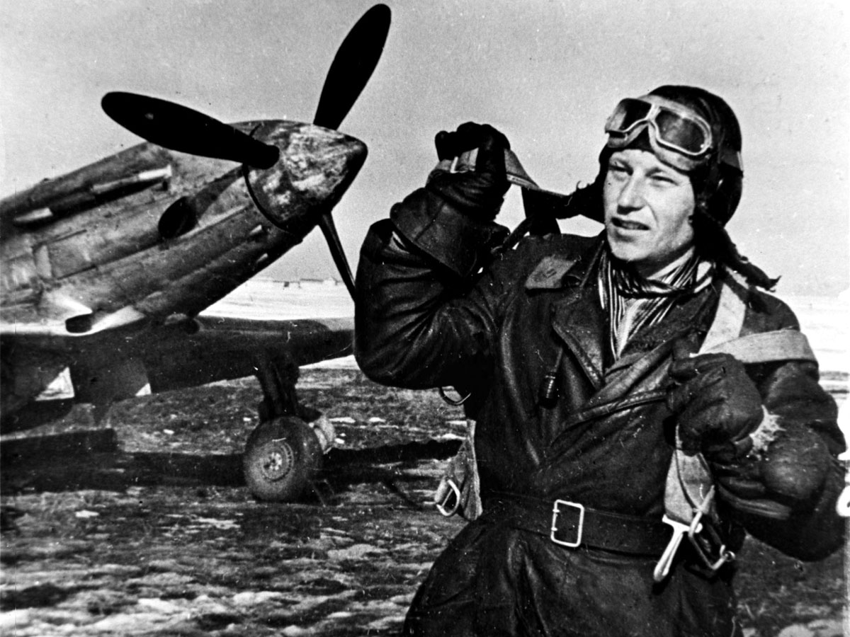 Как медсестра Маша спасла «сталинского сокола» Покрышкина от самоубийства