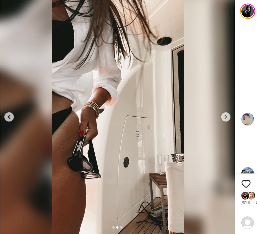 Две половинки и тугая резинка: полуголая Бородина показала интимное место крупным планом