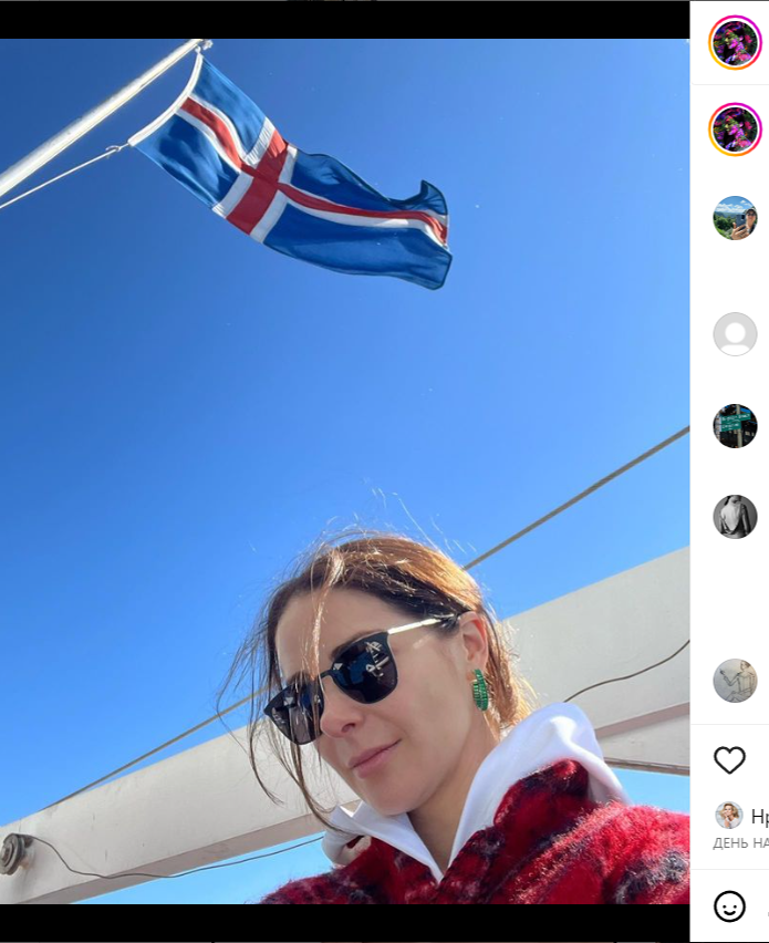 Без волос и на фоне иностранного флага: неузнаваемая Марина Александрова вышла на связь из Исландии