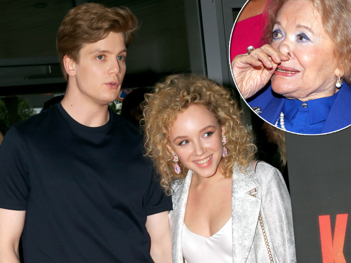 Внучка устаревшей Валентины Талызиной готовится к свадьбе