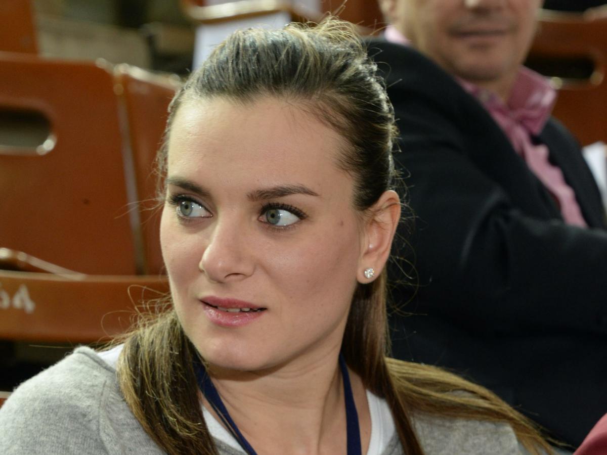 Уехавшая из России Исинбаева накопила налогов на почти полмиллиона