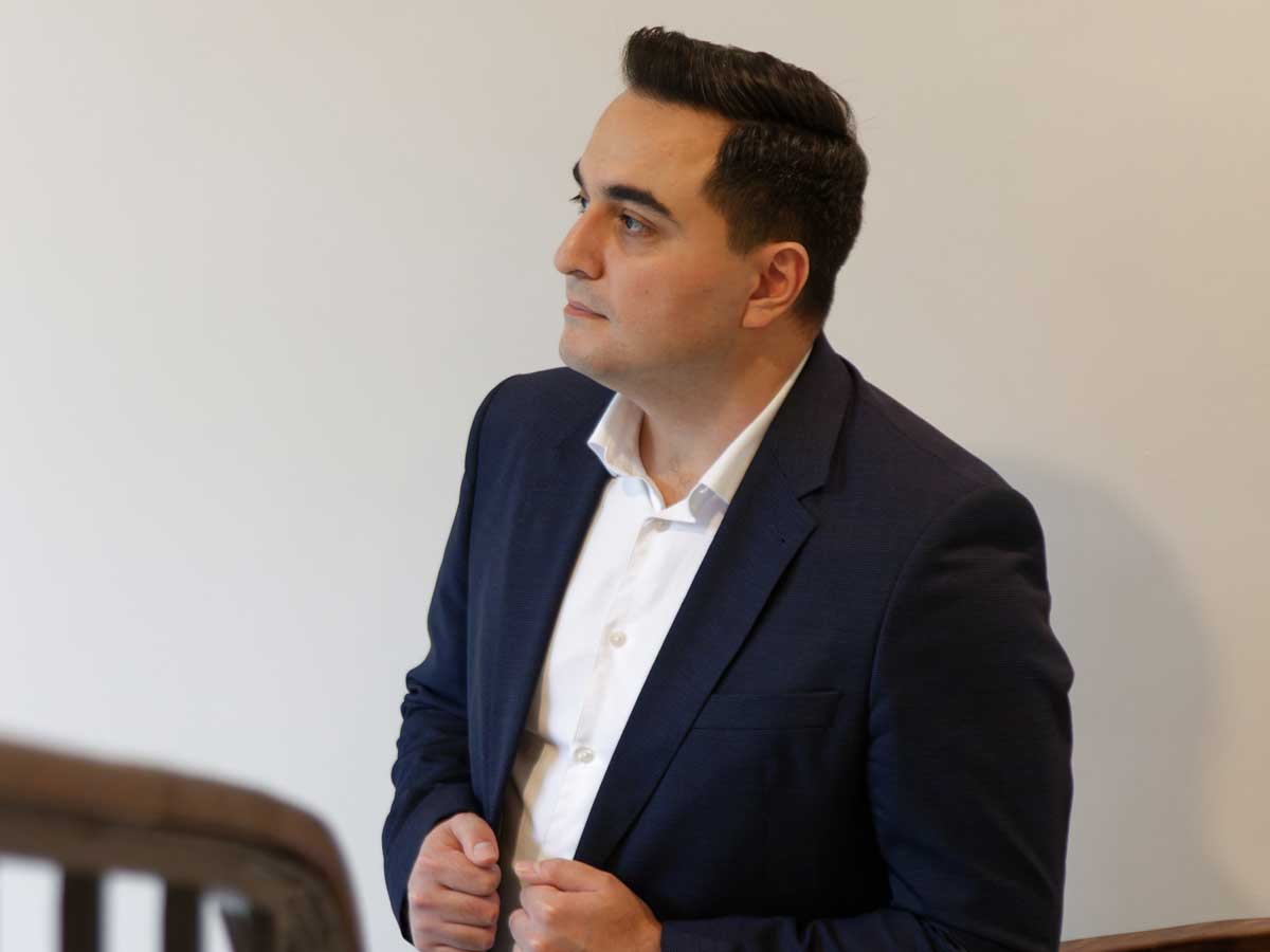 Айк Харазян