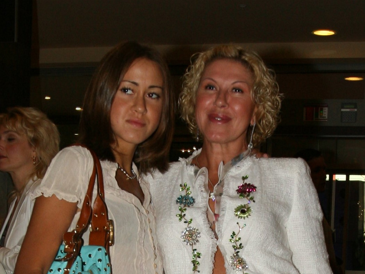 «Молитвами»: дочь Успенской рассказала о подготовке к долгожданным родам