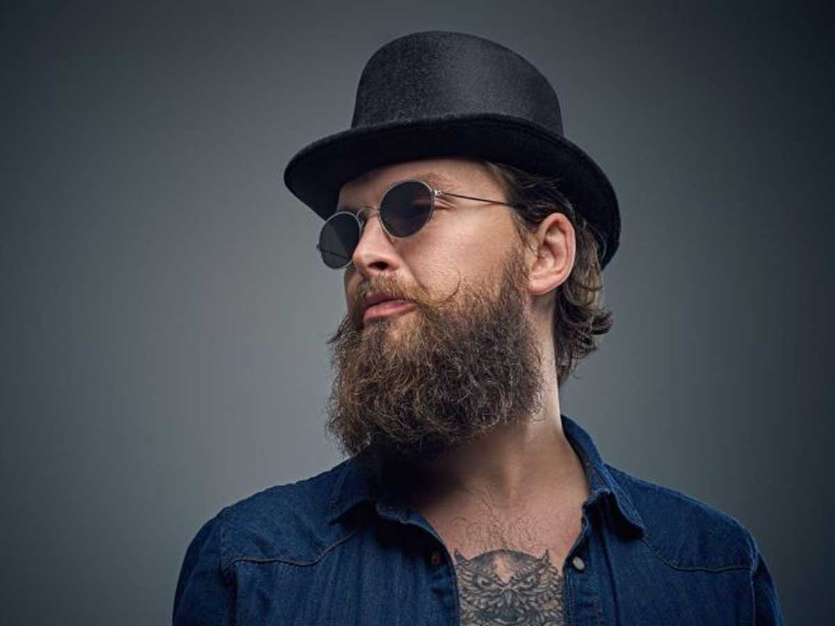 Мужчина-в-шляпе