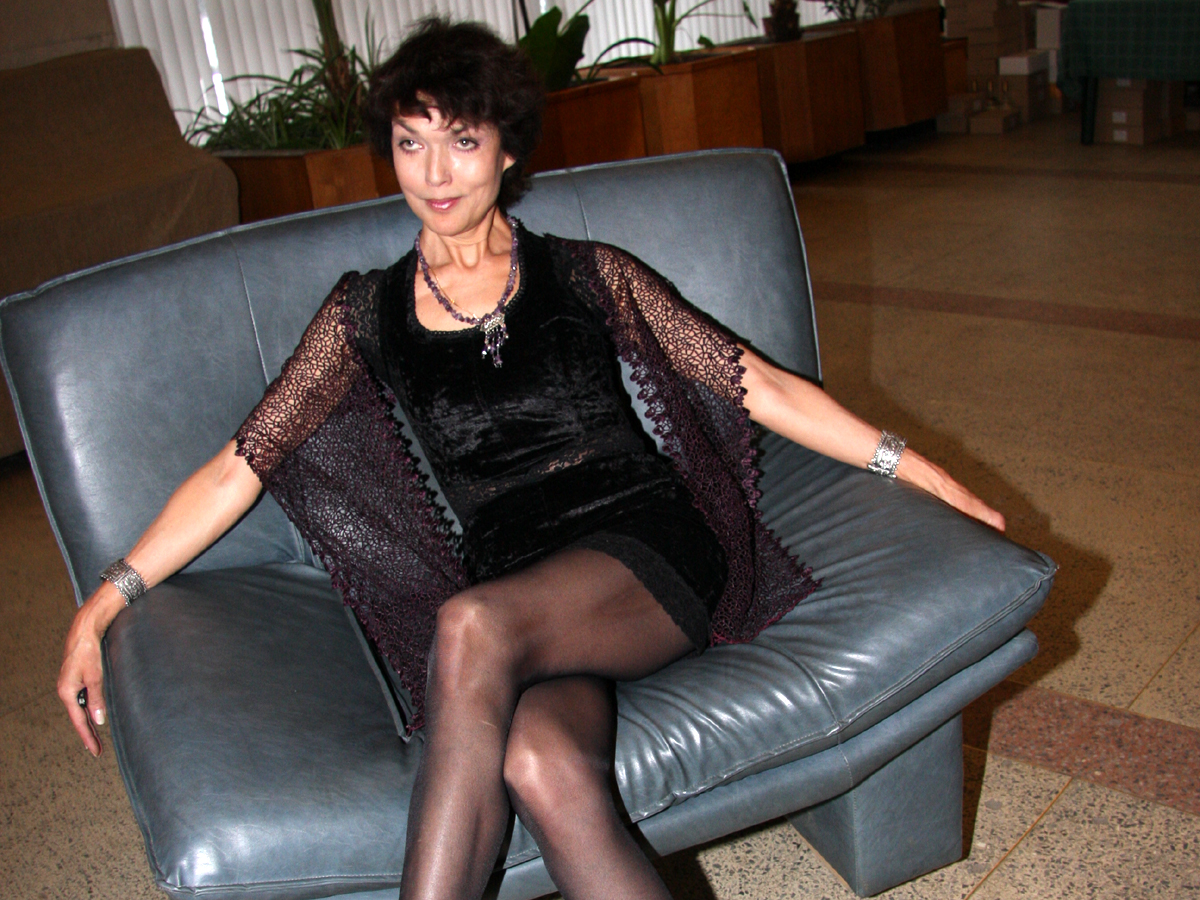 Пережившая тяжелую болезнь, «цыганка Настя» сторонится мужчин