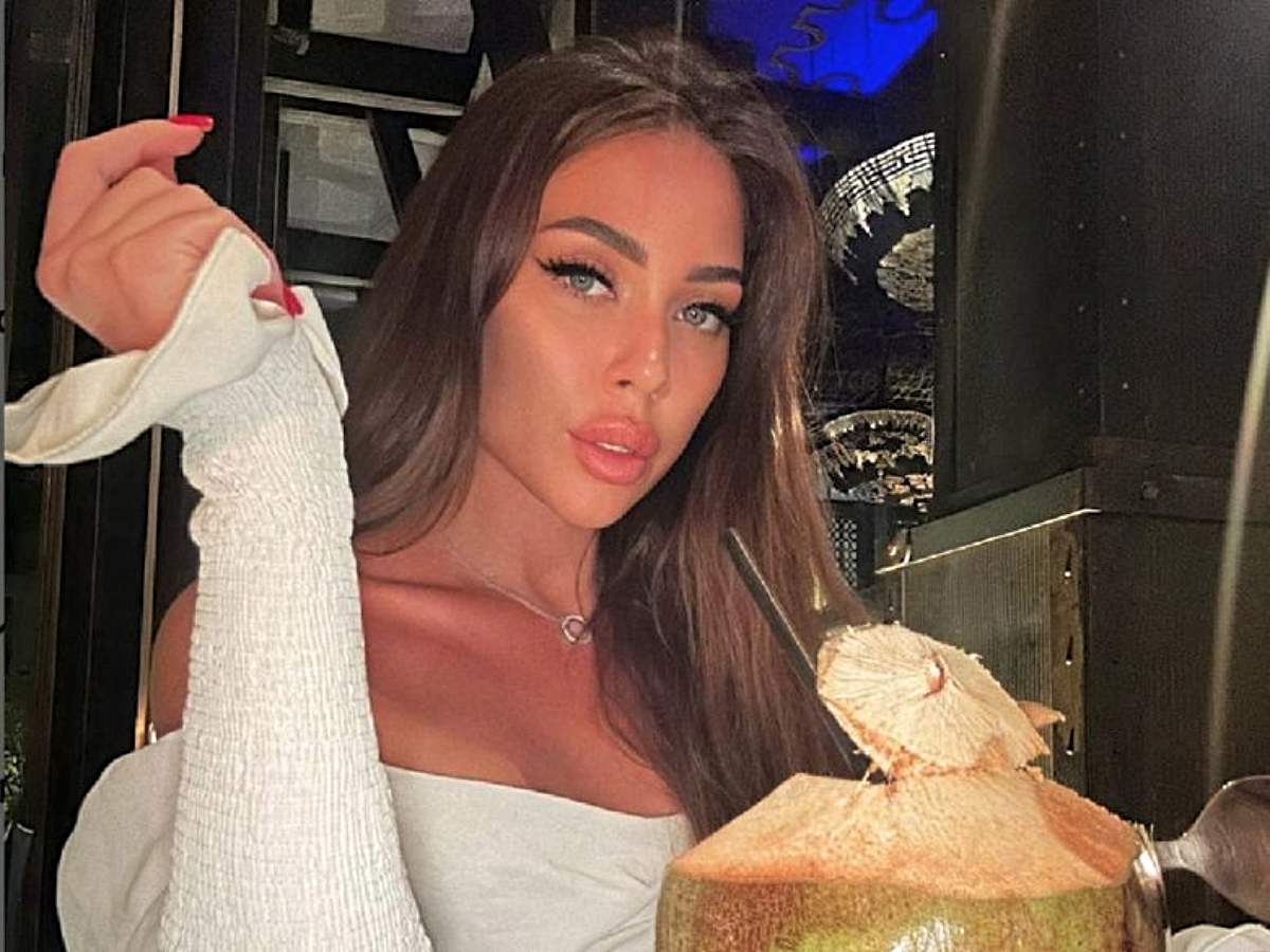 «Ударило в голову»: беременная Алена Рапунцель из «Дома-2» попала в беду за границей