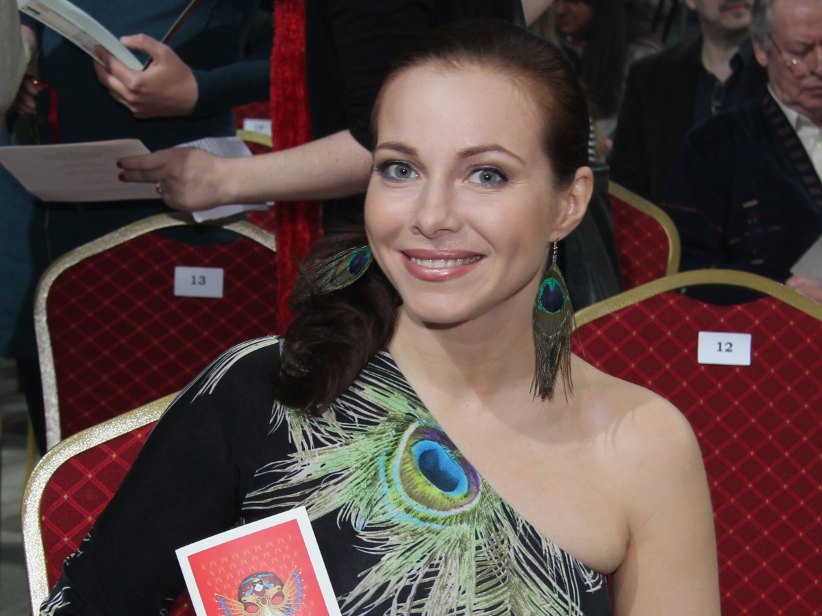«Совсем другой человек»: вот как выглядит 47-летняя звезда «Бригады» Екатерина Гусева без макияжа