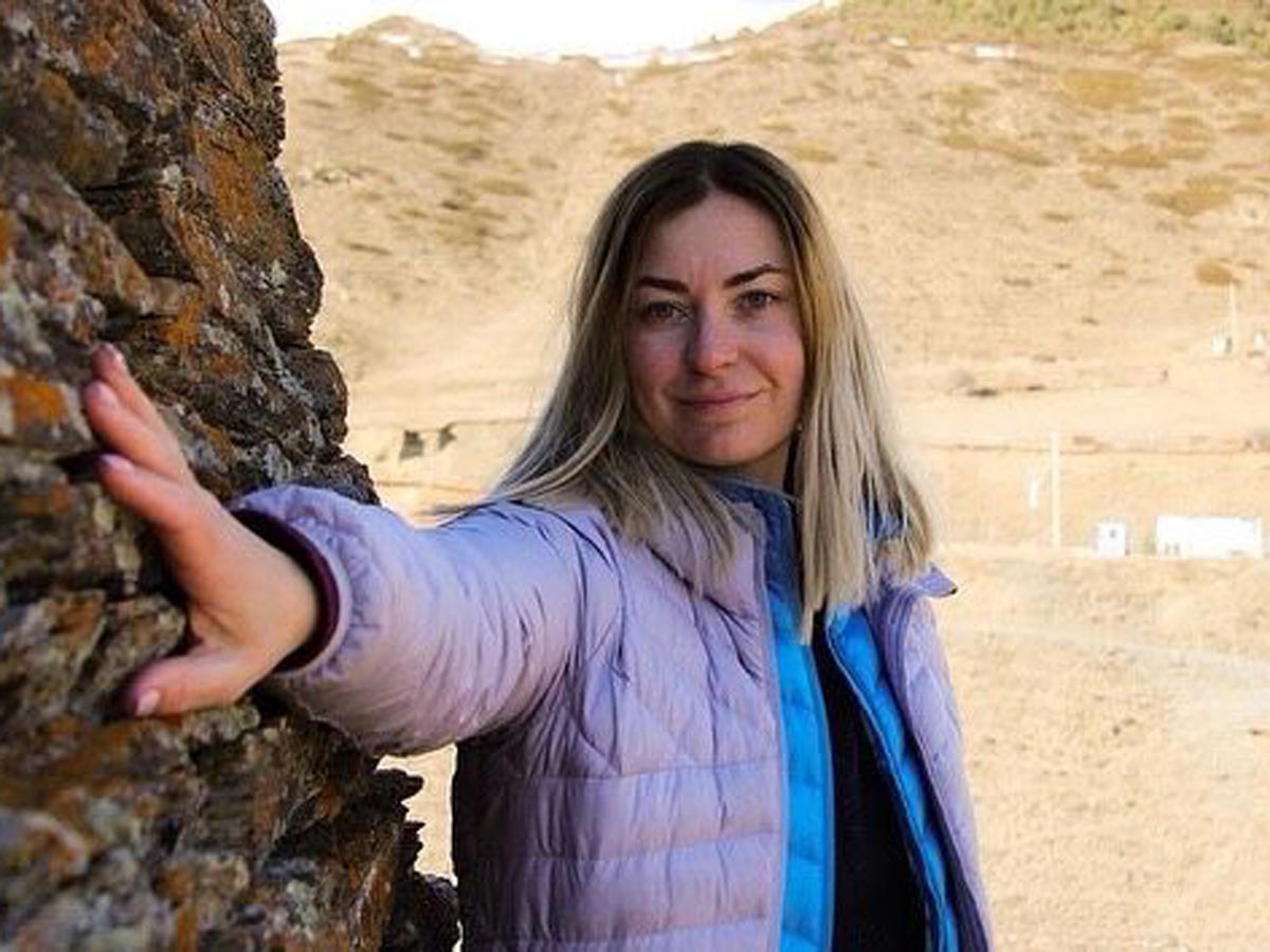 Илона Ахполова