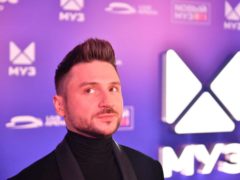 Пока люди гадают, кто родил Малиновскому ребенка, его друг Лазарев предъявил женщину