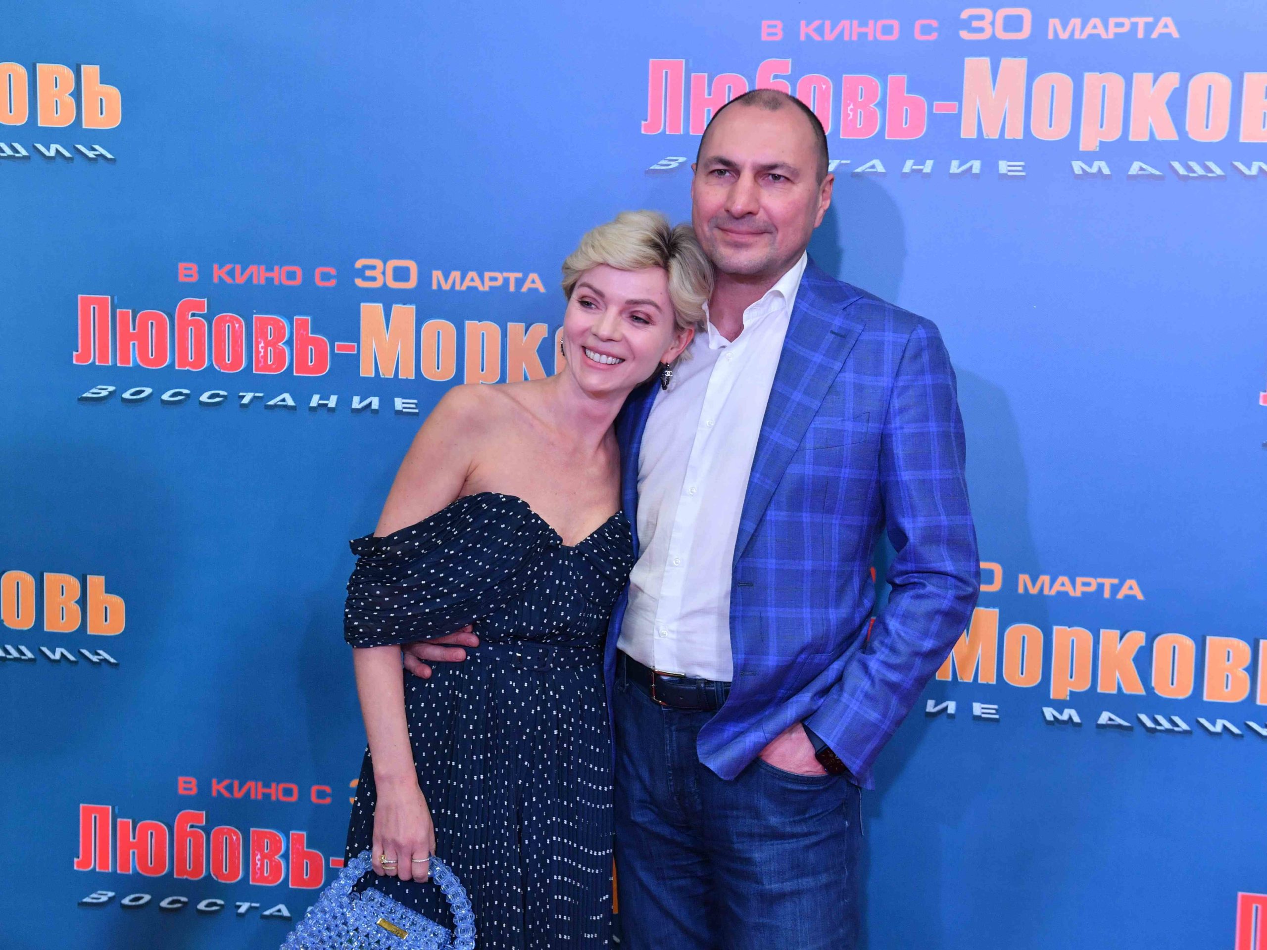 Елена Николаева и Игорь Вдовин Помогает с собакой и познакомила с парнем: что происходит между дочерью Волочковой и ее мачехой