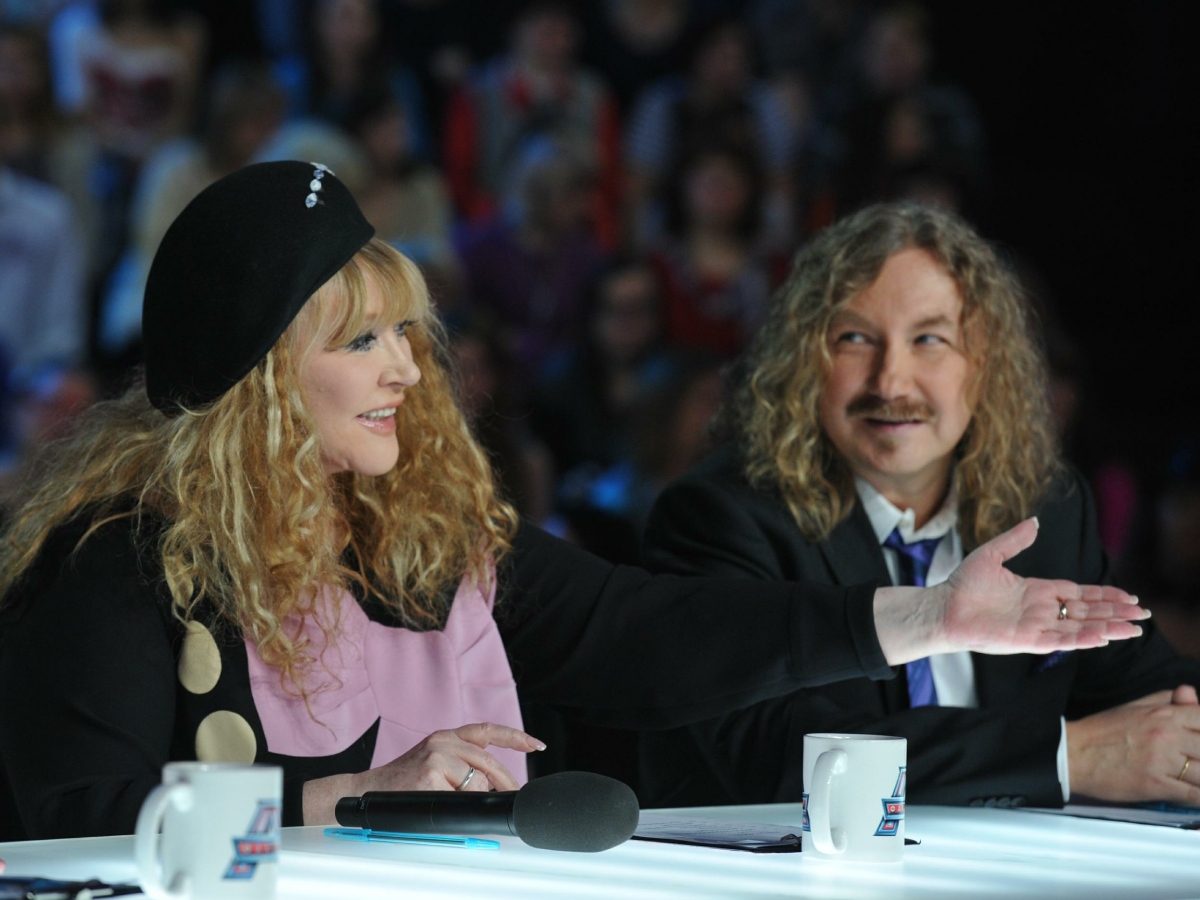 Пугачева уничижительно обзывает оставшегося в России Николаева: вот что она говорит