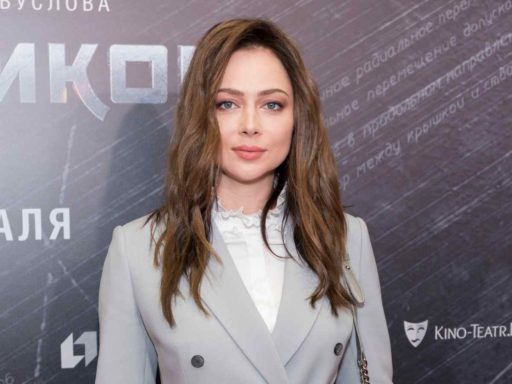 Самбурскую сняли с новорожденным ребенком: видео
