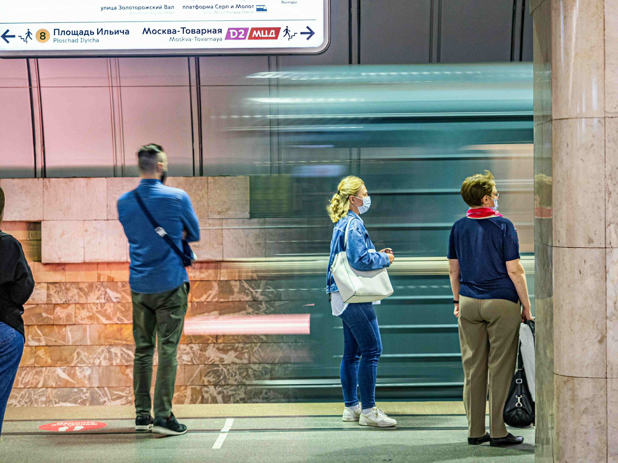 ЧП в московском метро: видео искореженных поездов после столкновения