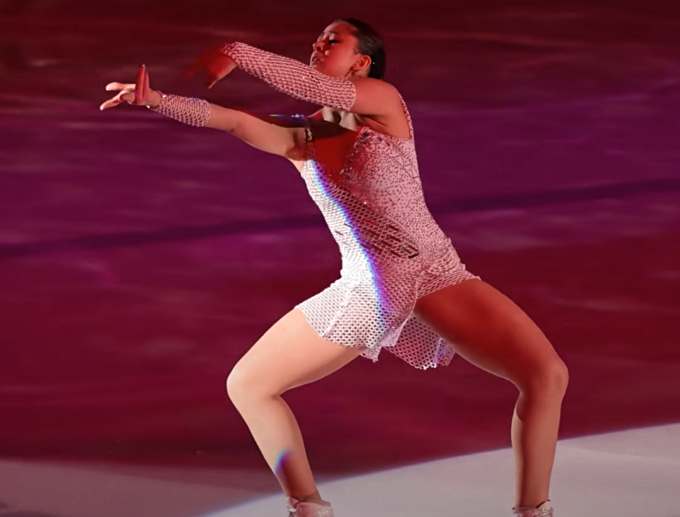 Из «девочки на шаре» в «девочку-шар»: что происходит с внешностью Камилы Валиевой на фоне травли