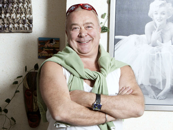 Проханов - любитель девочек помоложе