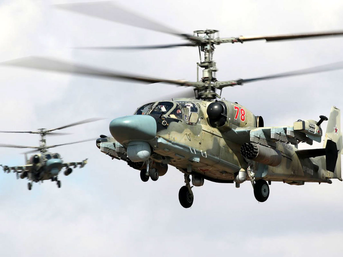 Сколько вертолетов пострадало в Бердянске, пока неизвестно. Но даже если один, наказание должно последовать. Ведь создание каждой машины обходится государству в 1 млрд 75 млн руб.