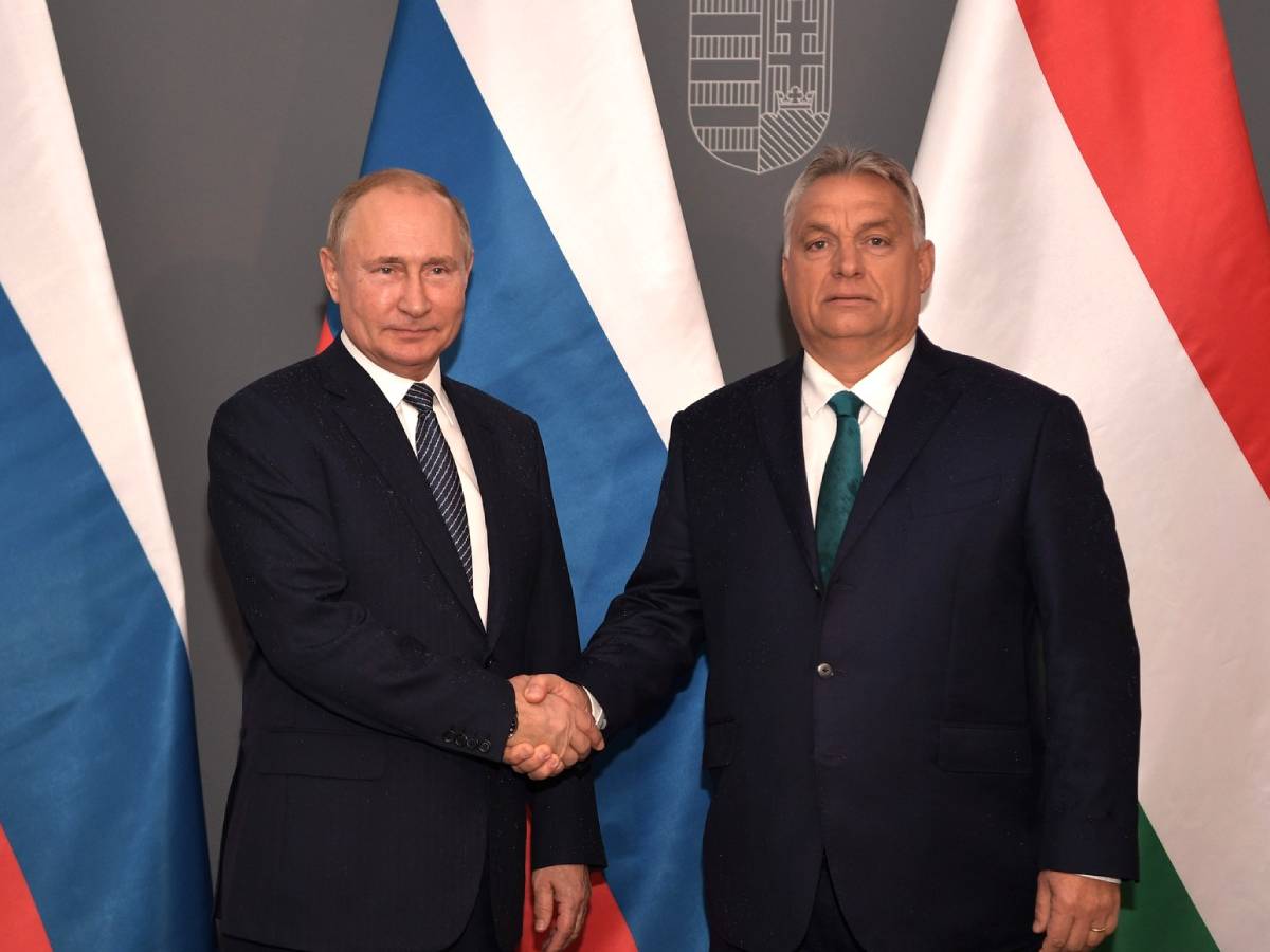 Венгрия становится изгоем в демократическом Евросоюзе Владимир Путин и Виктор Орбан