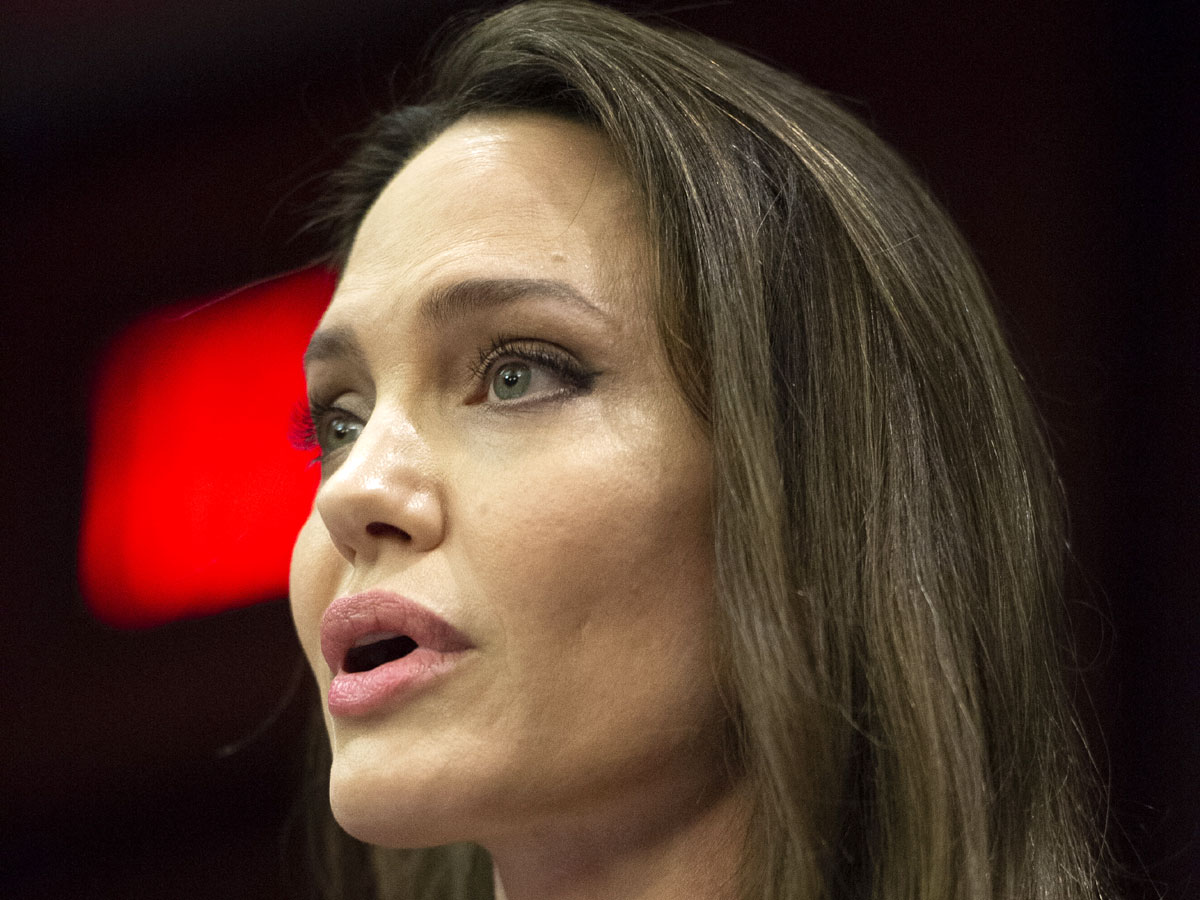 Анджелина Джоли заняла честную гражданскую позицию