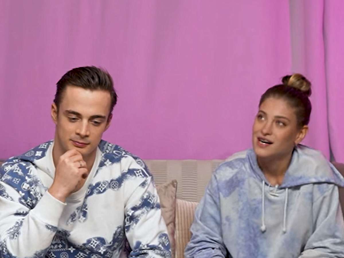 Розовая плетка, пьянки и разбитый бачок унитаза: Косторная и Куница рассказали о своей жизни