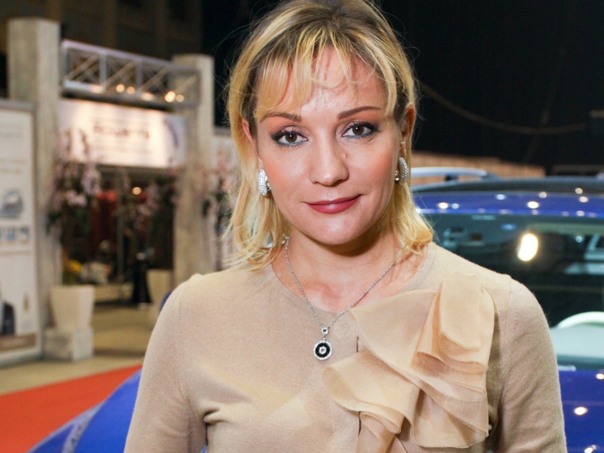 Запившая после свадьбы Буланова: «Алкоголь не поднимает настроение, а усугубляет