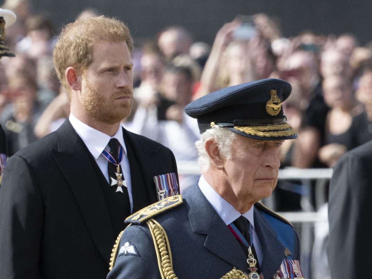 «Зол»: вот чем обернулся звонок принца Гарри в Великобританию в день рождения Карла III