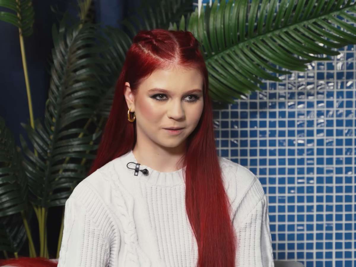 «Кондратюк кусает локти»: счастливая Трусова попала на камеры с новым кавалером