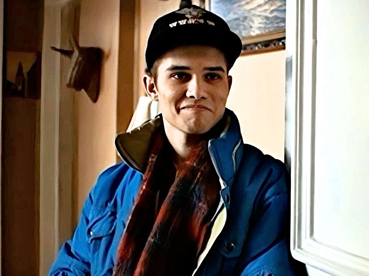 Народ ахнул при виде раздевшегося на камеру Рузиля Минекаева, сыгравшего Марата из «Слова пацана»