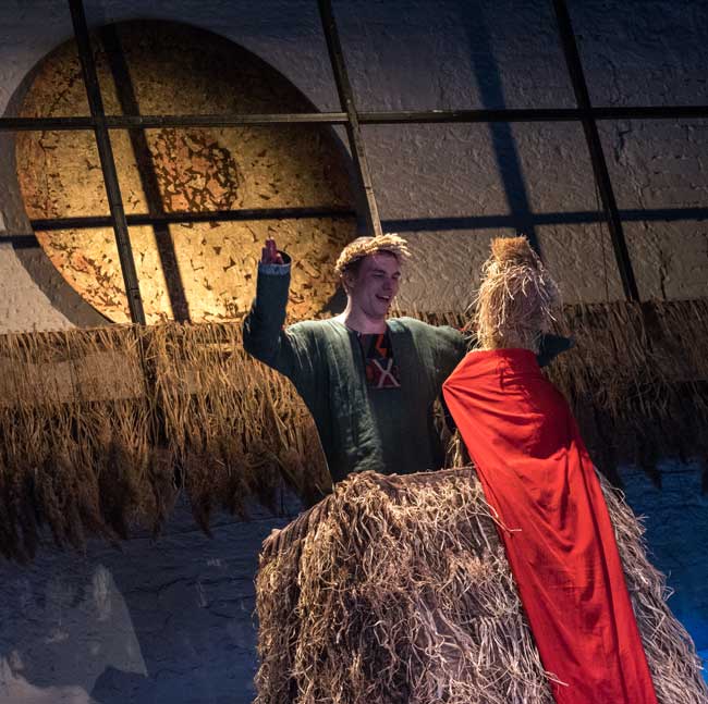 Сцена из спектакля «Снегурочка»