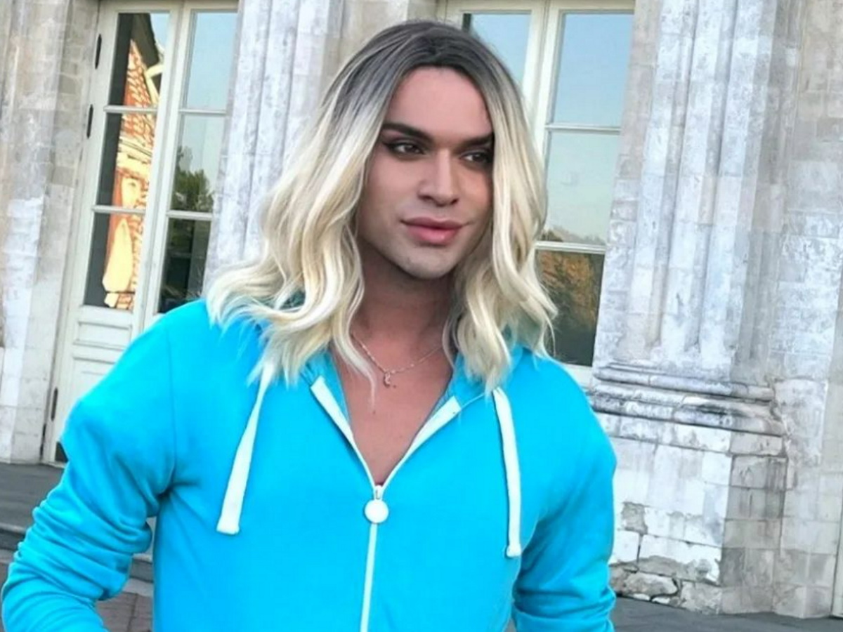 «Только что вот выкопали»: рассказавший о проблемах с потенцией Гоген Солнцев представил подружку