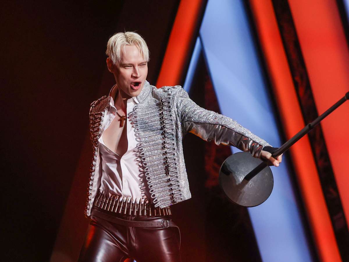 «Обучаемая патриотическая нейросеть»: SHAMANа вывели на чистую воду