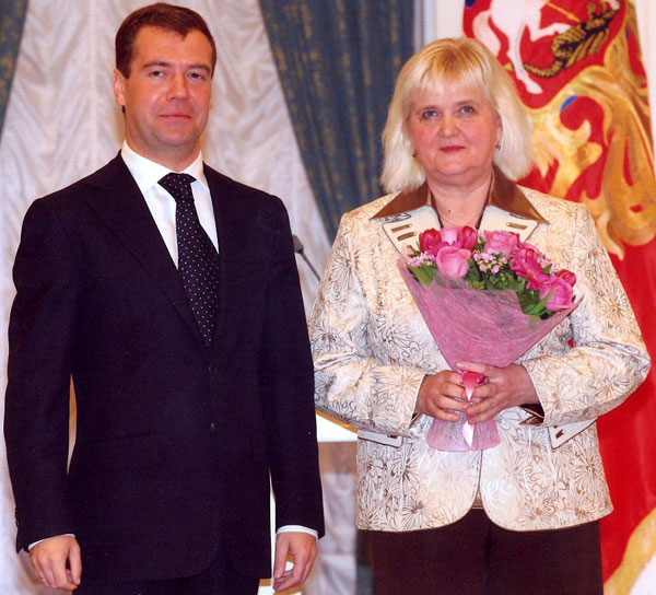 С экс-президентом России Дмитрием Медведевым