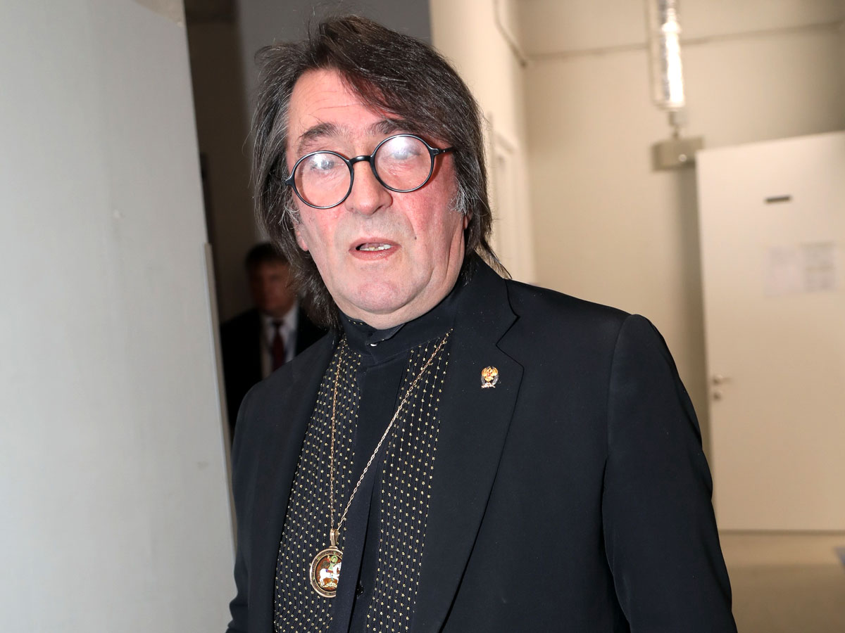 Грандиозный скандал с квартирой Юрия Башмета: что говорят выселенные артистом пенсионеры