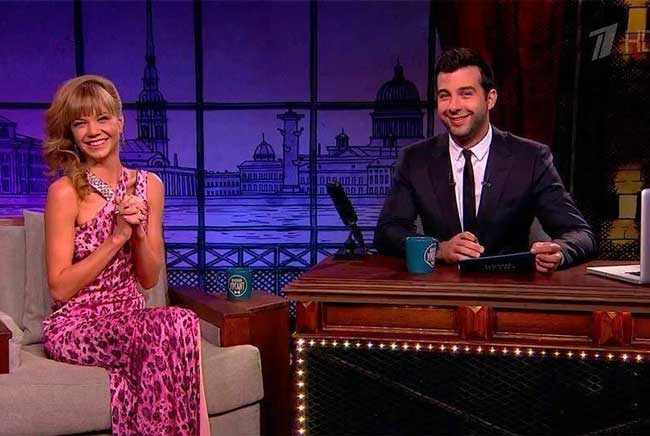 Алла Михеева и Иван Ургант в шоу «Вечерний Ургант»