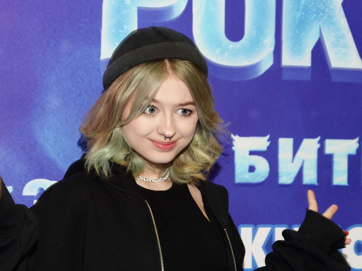 «Будто нет частички меня»: звезда шоу «Голос. Дети» Яся Дегтярева о последнем разговоре с погибшим на СВО папой