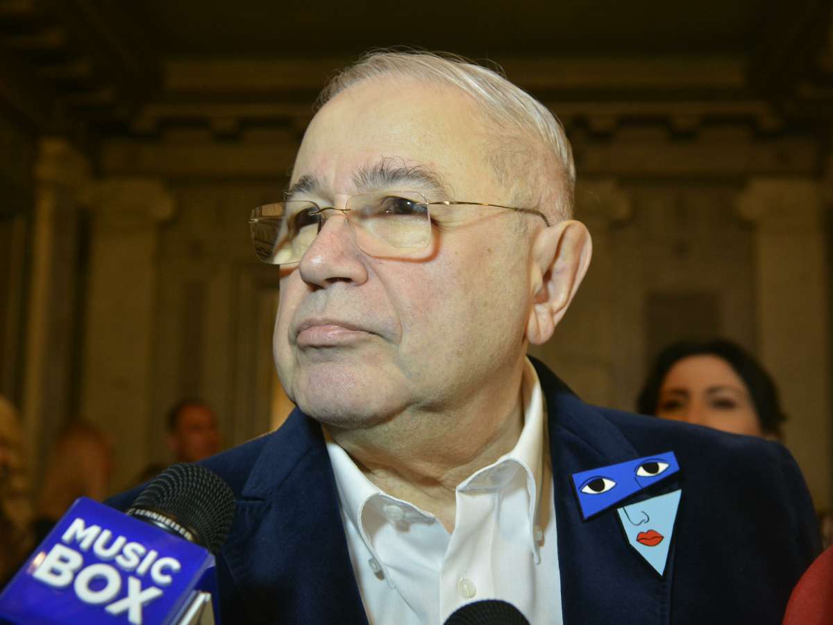 "Клоунада": Петросян высказался после скандальных заявлений дочери от первого брака