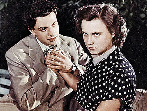 Говорят, Ширвиндт изменил молодой жене Наташе с Инной на съемках фильма «Она вас любит»