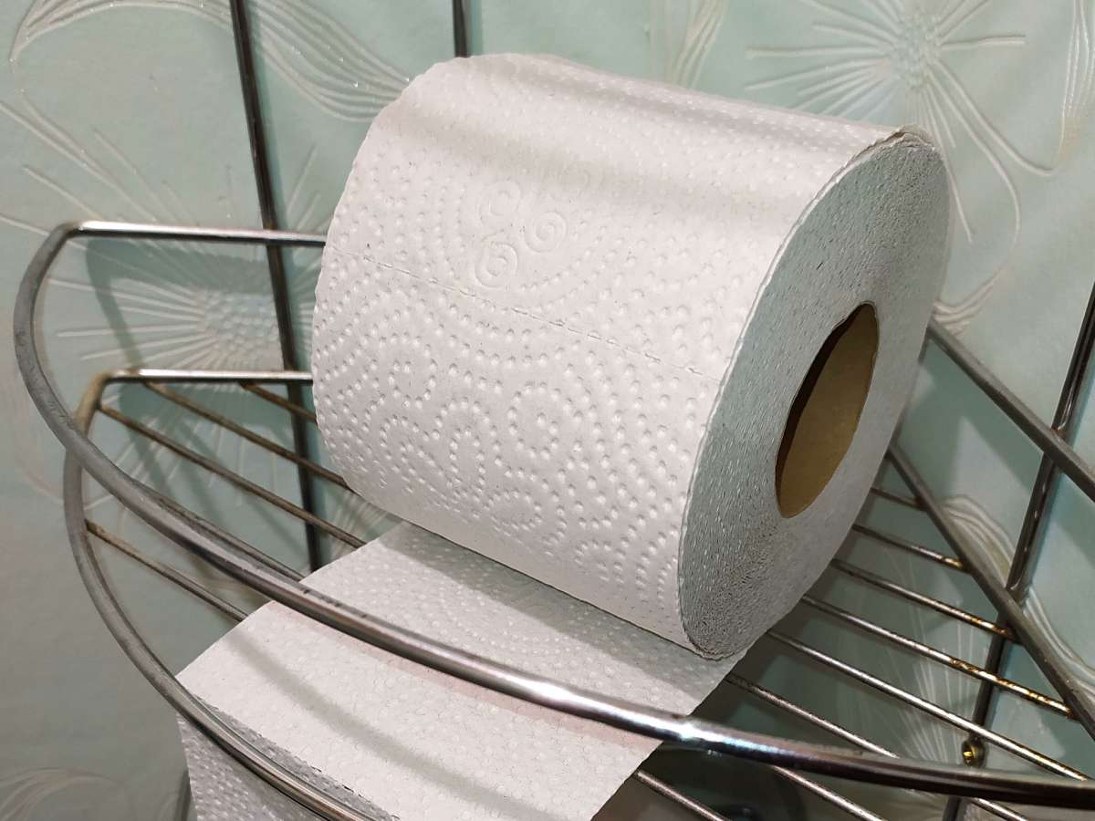 Как избежать рака при использовании туалетной бумаги? Отвечает врач