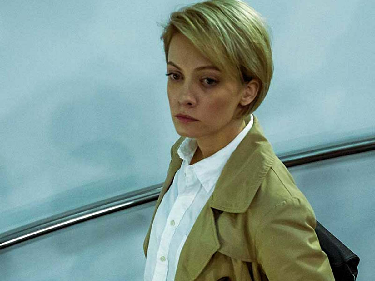 «Мне кажется, на мне уже живого места не осталось»: разочарованная в любви Полина Максимова открыла интимную тайну