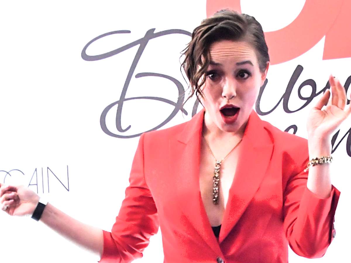 «Мне стали отказывать»: как беременность начала ломать карьеру звезды «Реальных пацанов» Зои Бербер