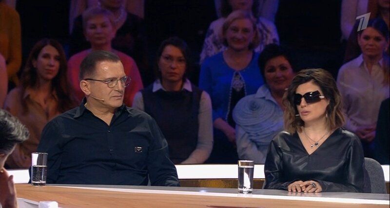 Помог выстоять после смерти мужа: Диана Гурцкая показала мужчину