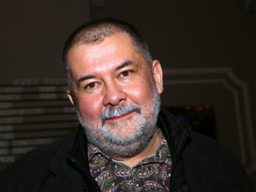 Работая с психами, фантаст Лукьяненко понял, что нельзя позволить ...